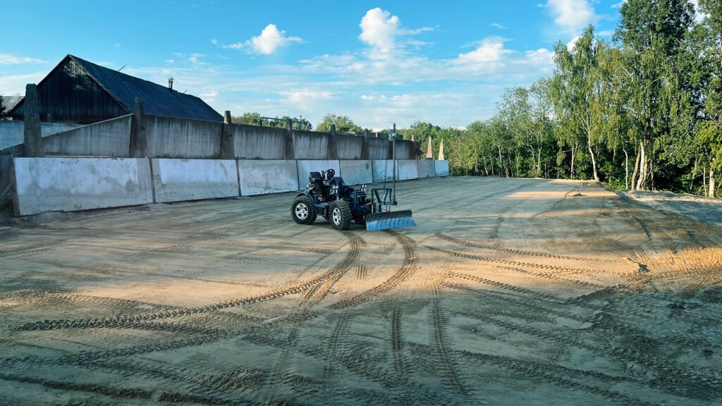 Pramonių grindų betonavimo paslaugos: Zemes ir grunto lyginimo ir paruosimo betonavimui darbai. Teikiame paslaugas Lietuvoje, Tauragės regione: Šilutėje, Raseiniuose, Pagėgiuose, Šilalėje, Jurbarke.