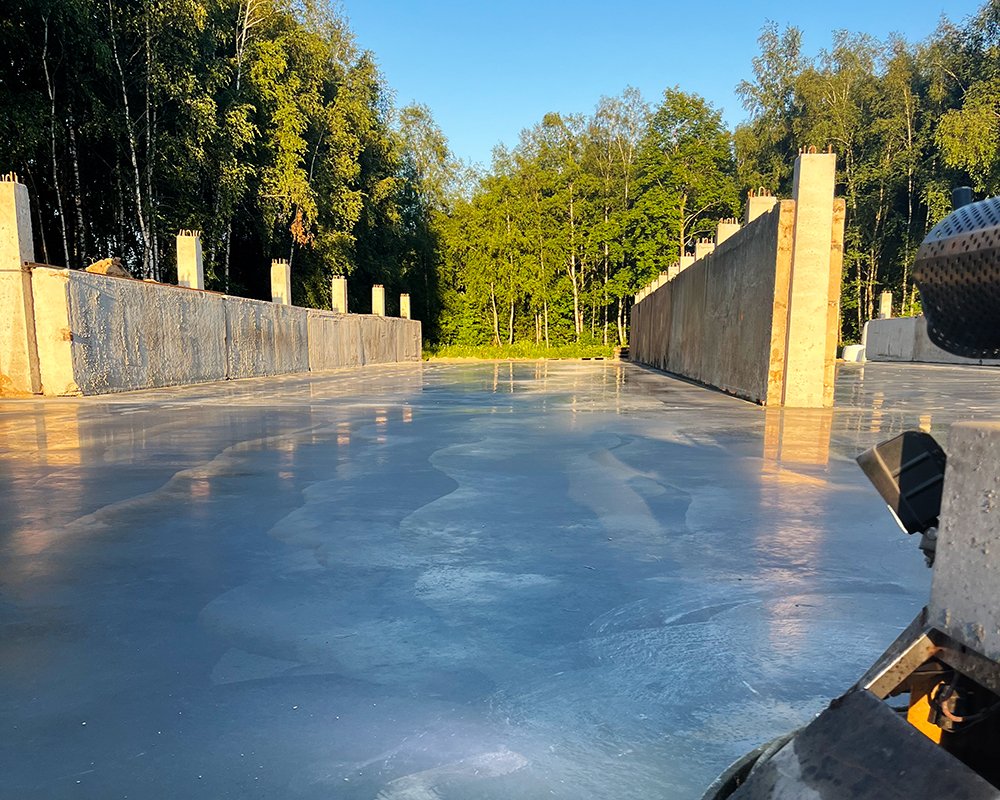 Pramonių grindų betonavimo paslaugos: Statome siloso transejas ir skysto meslo rezervuarus pritaikytus agresyviai aplinkai ir intensyviam ukiu darbui. Teikiame paslaugas Lietuvoje, Tauragės regione: Šilutėje, Raseiniuose, Pagėgiuose, Šilalėje, Jurbarke.
